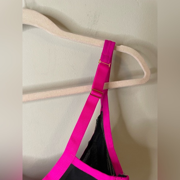 NWOT Cacique Pink and Black Unlined T Shirt Bra - Picture 8 of 12